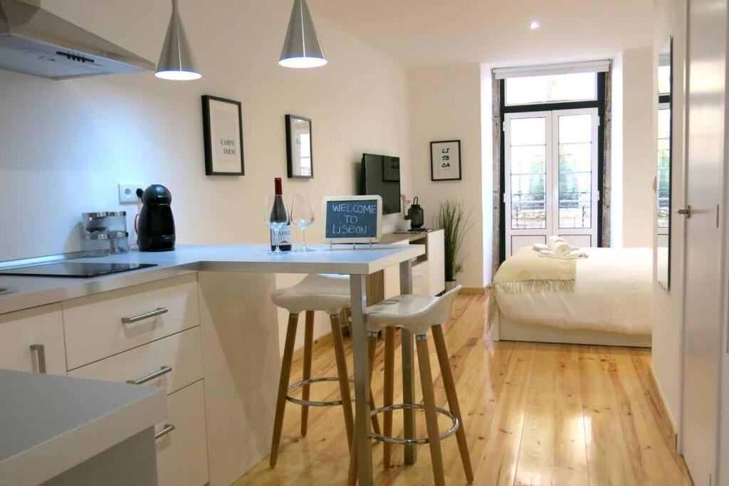 Beautiful Studio In Mouraria Lisboa Exteriör bild